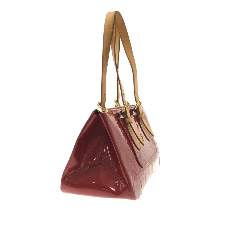 Louis Vuitton Twist bags with the iconic LV - turnlock closureLouis Vuitton Rosewood Avenue (37957)