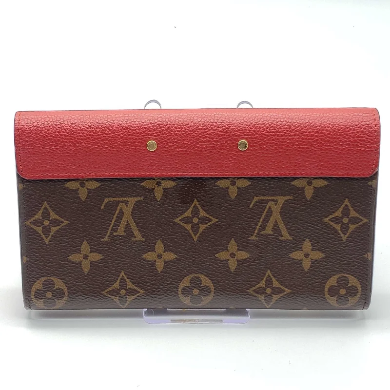 Ladies Louis Vuitton Petite Malle bags with a star - shaped charm for cutenessLouis Vuitton Pallas Red Bifold Wallet