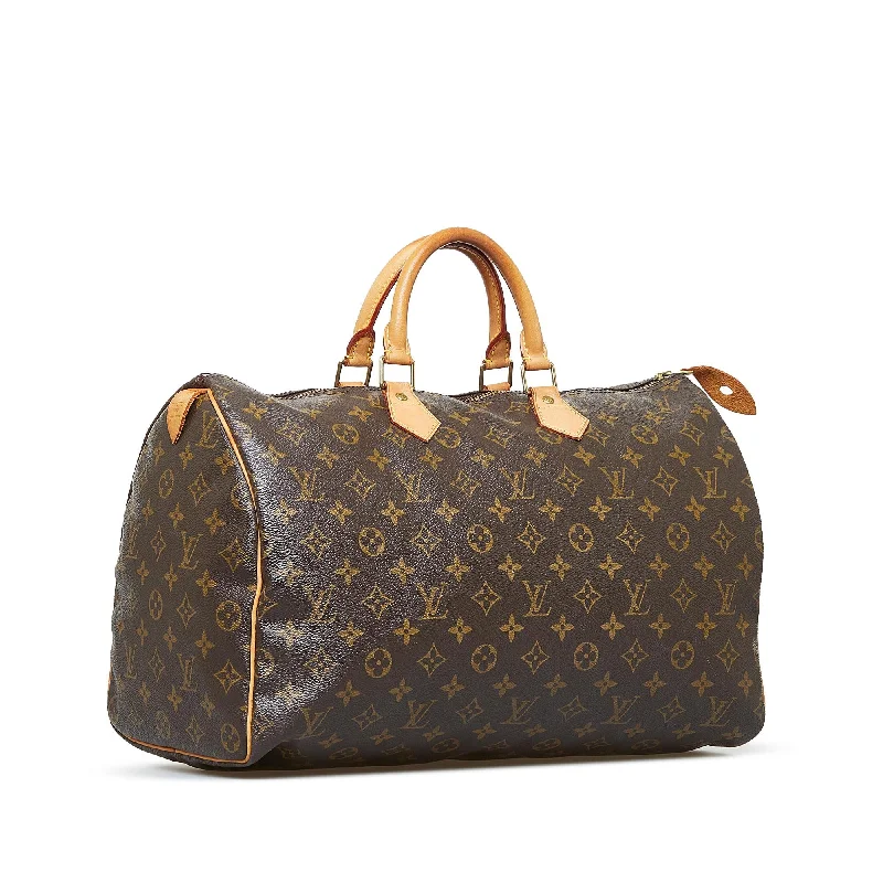 Louis Vuitton bags with a snap - button closure and a decorative charm for styleLouis Vuitton Monogram Speedy 40 (SHG-tOTff4)