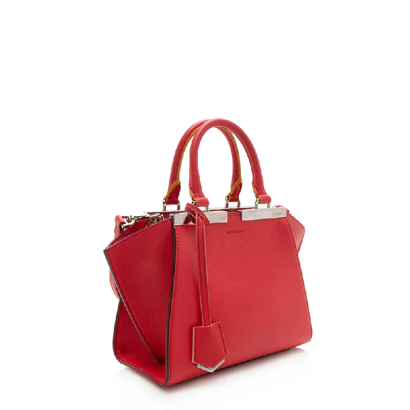 Fendi handbags with a beaded trim for a glamorous and eye - catching lookFendi Calfskin 3Jours Petite Tote (SHF-11526)