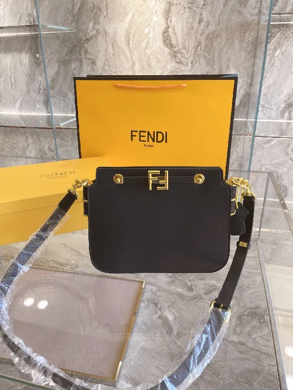 Fendi bags with a magnetic - closure card holder inside for easy access to cardsEN   Designer bags by Fendi 238