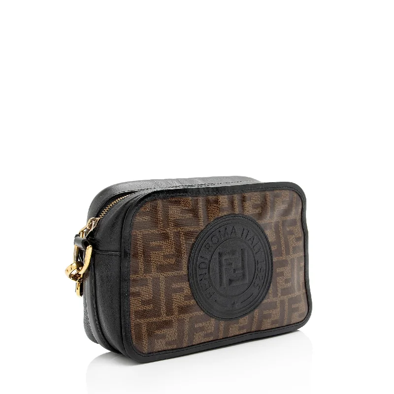 Fendi handbags with a metal - framed clasp for durability and a stylish lookFendi FF Spalmati Camera Case (SHF-lHcrhh)