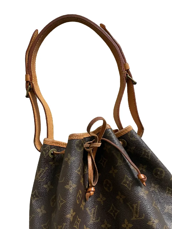 Louis Vuitton Alma bags with a monogram - embossed leather surfaceLouis Vuitton Noé GM Monogram