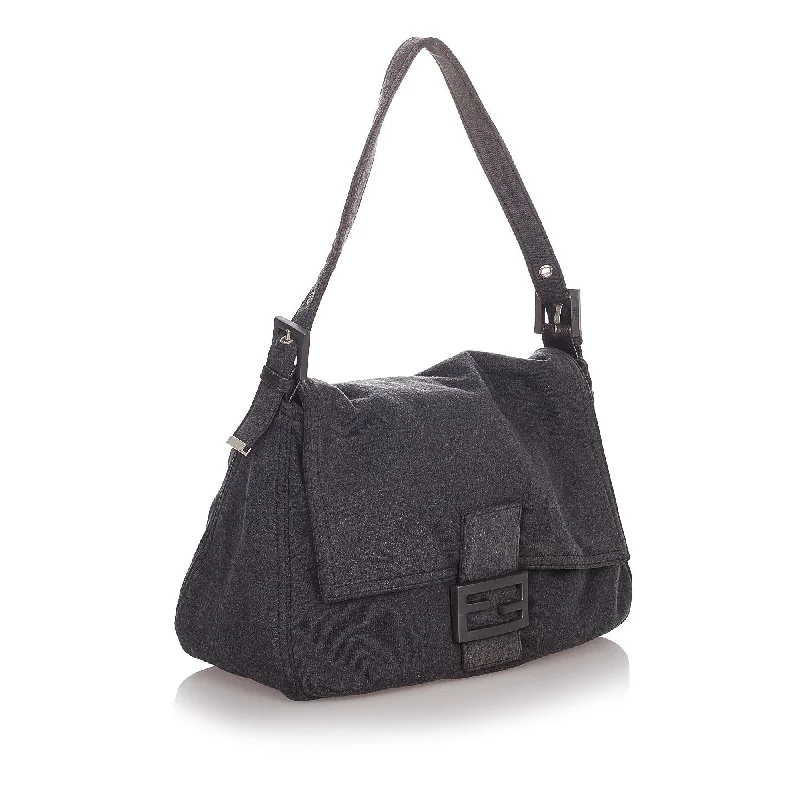 Fendi tote bags with a snap - button closure and a decorative charm for a fashionable and personalized lookFendi Cotton Mamma Baguette Shoulder Bag (SHG-32501)