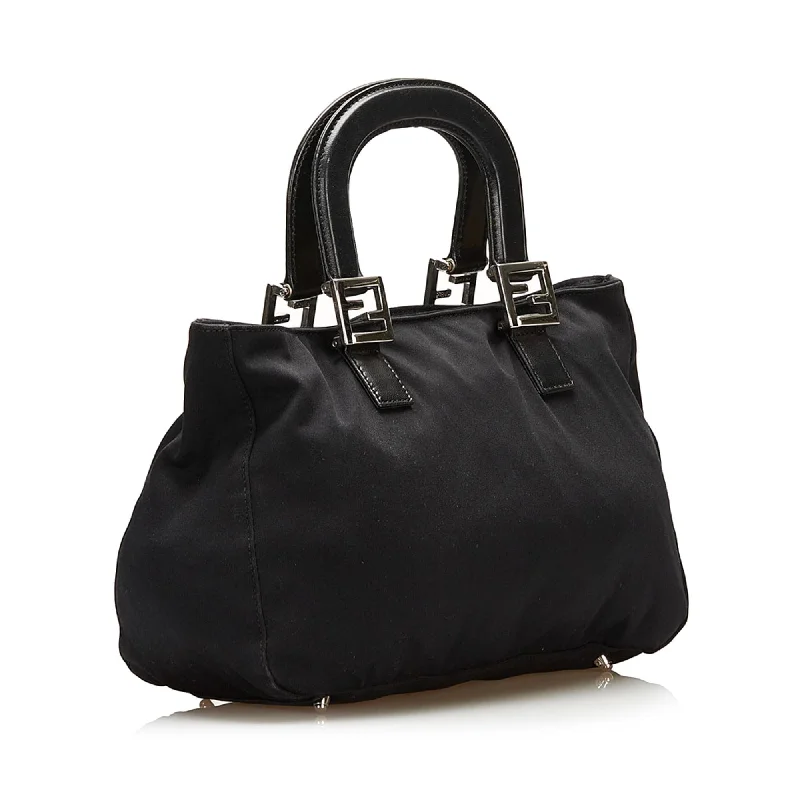 Ladies Fendi Peekaboo bags with a hand - carved leather detail for a unique and artisanal touchFendi Jersey Handbag (SHG-35224)