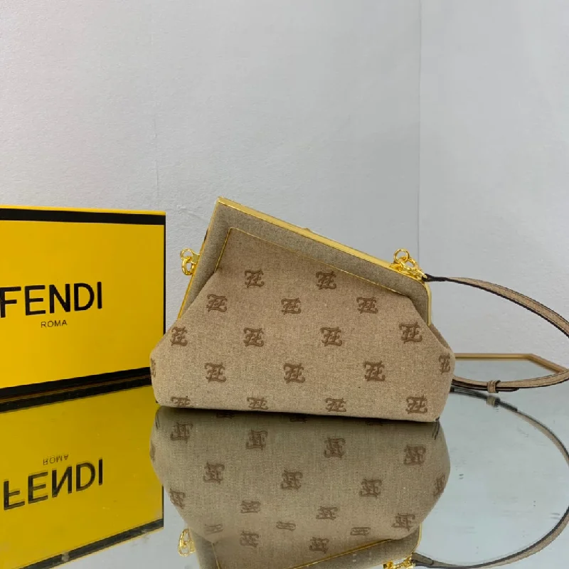 Ladies Fendi crossbody bags with a single - strap design for simplicity and ease of useWF -  Fendi Bag - 322