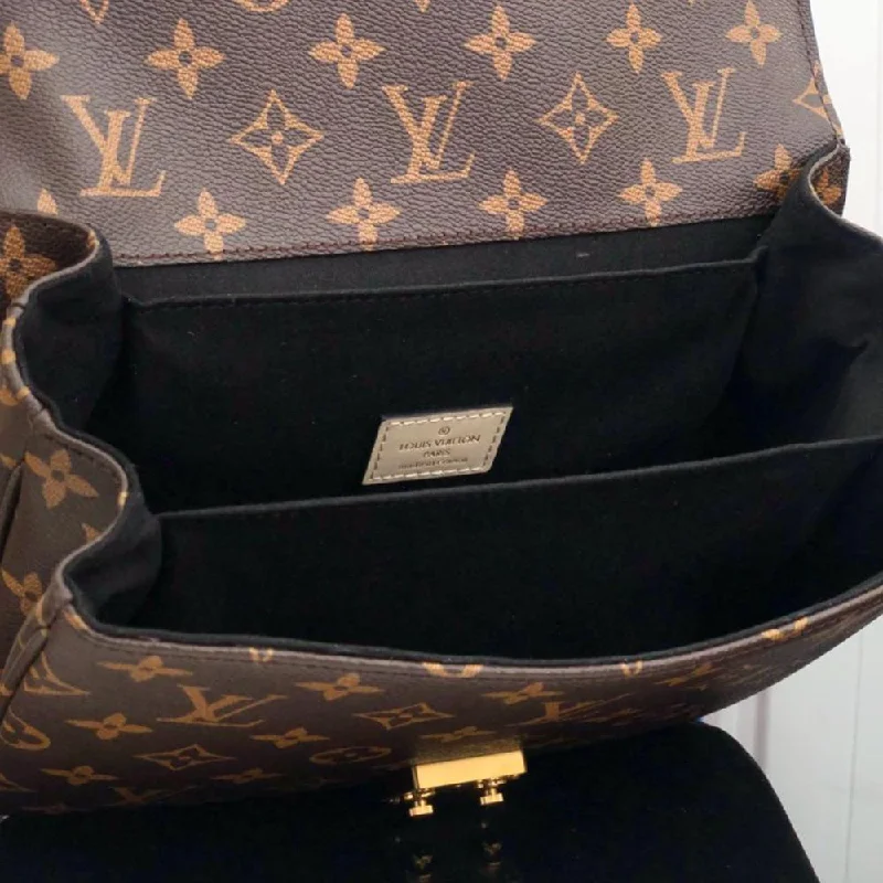 Louis Vuitton tote bags with a spacious interior and multiple pocketsLouis Vuitton POCHETTE MÉTIS