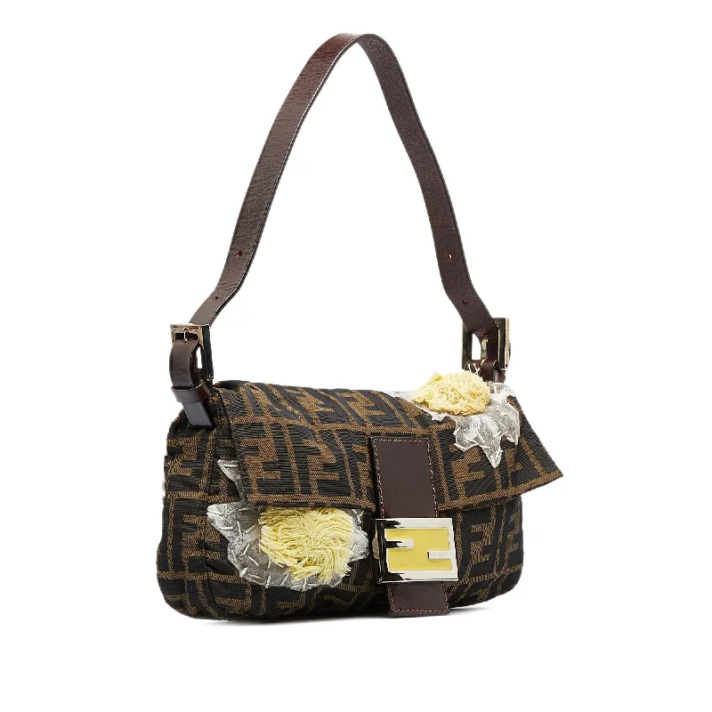 Fendi bags with a chain - link trim and a leather body for a modern and edgy lookFendi Embroidered Zucca Baguette (SHG-Kz6aJK)