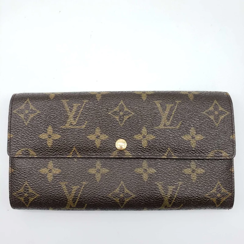 Louis Vuitton backpacks with a padded laptop compartment for travelLouis Vuitton Portefeuille Sarah Browns Monogram Wallet