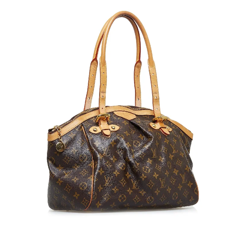 Small - sized Louis Vuitton Pochette Metis bags for a compact carryLouis Vuitton Monogram Tivoli GM (zNeJTf)