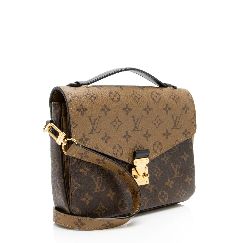 Louis Vuitton Twist bags with a contrast - colored interior for visual interestLouis Vuitton Reverse Monogram Pochette Metis Shoulder Bag (t8S0jK)