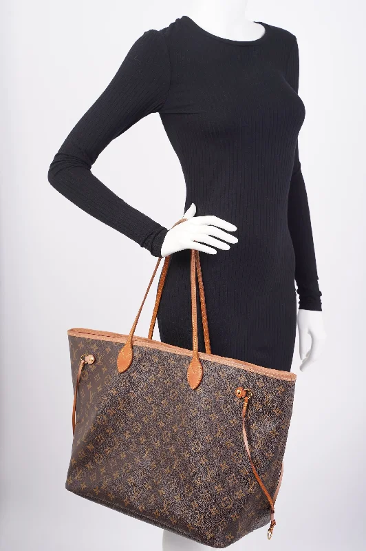 Ladies Louis Vuitton Capucines bags with a detachable shoulder strapLouis Vuitton Neverfull Monogram Canvas GM