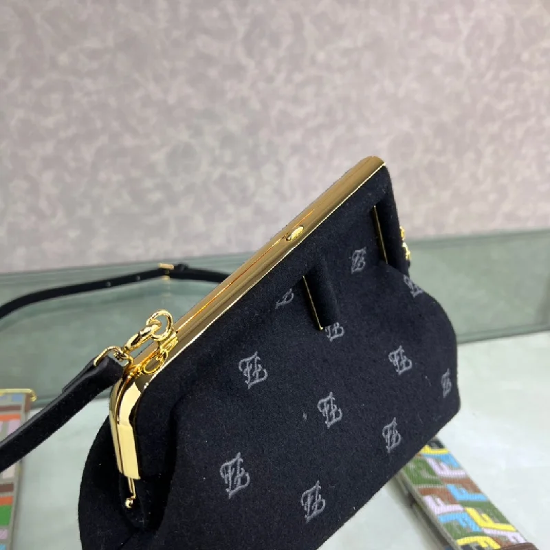 Ladies Fendi shoulder bags with a detachable scarf strap for a stylish and versatile optionWF -  Fendi Bag - 301