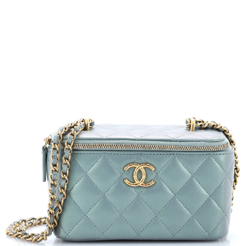 Chanel Chain Strap Handbag for Everyday UseCC Dynasty Vanity Case with Chain Quilted Iridescent Lambskin Small