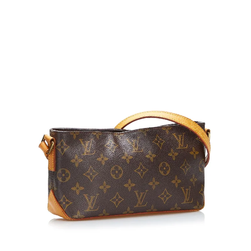 Louis Vuitton tote bags with a water - resistant coating for outdoor useLouis Vuitton Monogram Trotteur (5v0yiY)