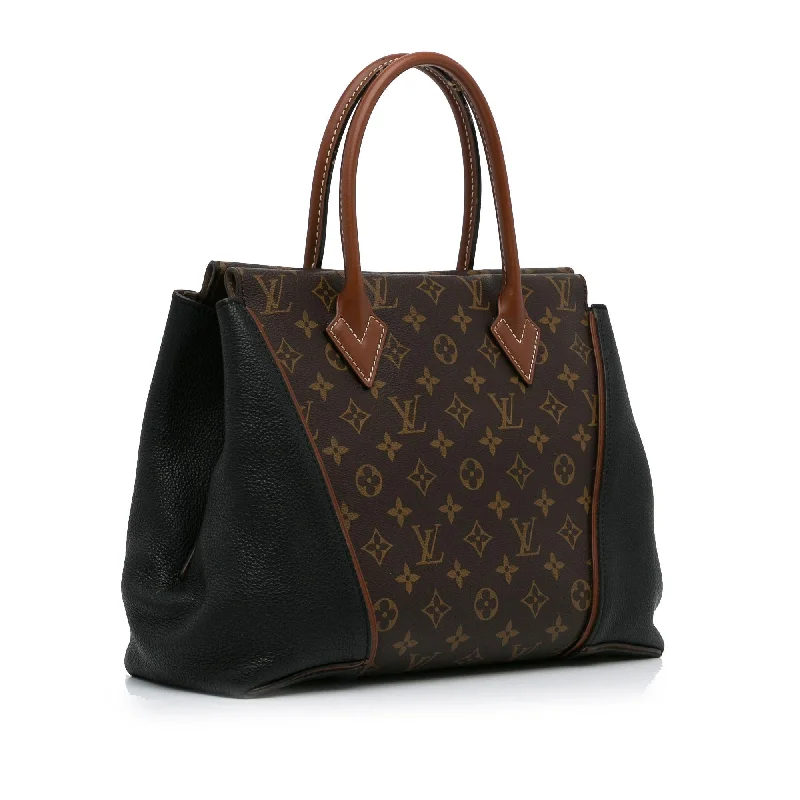 Louis Vuitton Alma bags with a monogram - embossed leather surfaceLouis Vuitton Monogram W PM Tote (dDS1Ad)