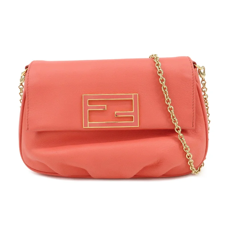 Ladies Fendi shoulder bags with a magnetic - closure flap for easy opening and closingFENDI Leather Chain Shoulder Bag Purse Crossbody Bag Pink 8M0276