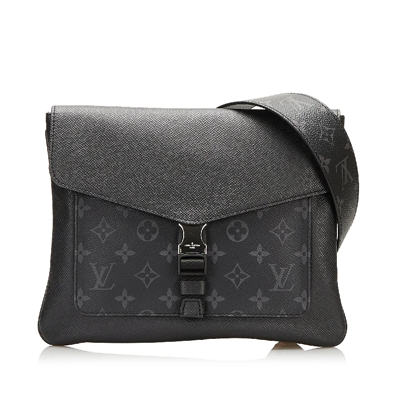 Louis Vuitton Twist bags with a contrast - colored interior for visual interestLouis Vuitton Outdoor Flap Messenger Black Taïgarama