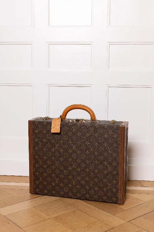 Louis Vuitton Neverfull bags with large capacity for everyday essentialsLOUIS VUITTON President Briefcase MNG