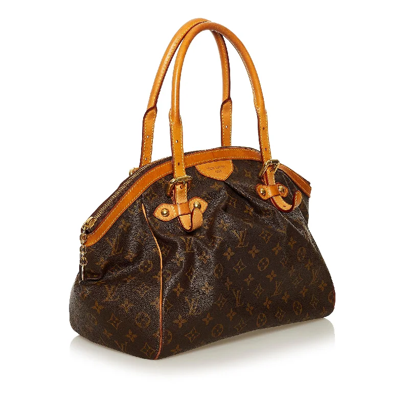 Louis Vuitton Twist bags with a contrast - colored interior for visual interestLouis Vuitton Monogram Tivoli GM (il0TmQ)