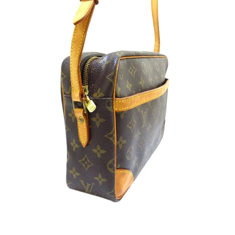 Louis Vuitton backpacks with a multi - pocket organization for functionalityLouis Vuitton Monogram Trocadero 30 (31794)