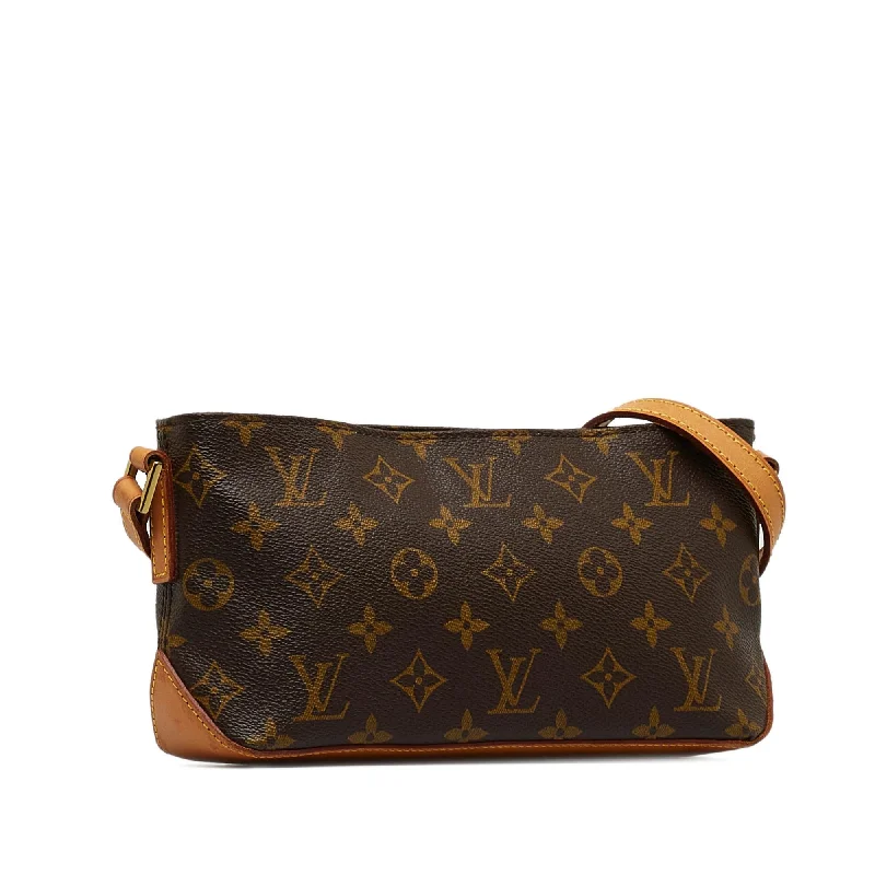 Louis Vuitton Twist bags with a contrast - colored interior for visual interestLouis Vuitton Monogram Trotteur (kLBYpm)