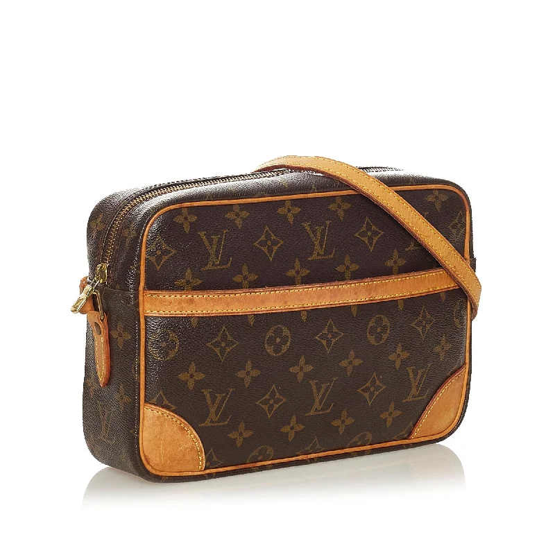 Ladies Louis Vuitton Petite Malle bags with a star - shaped charm for cutenessLouis Vuitton Monogram Trocadero 27 (27724)