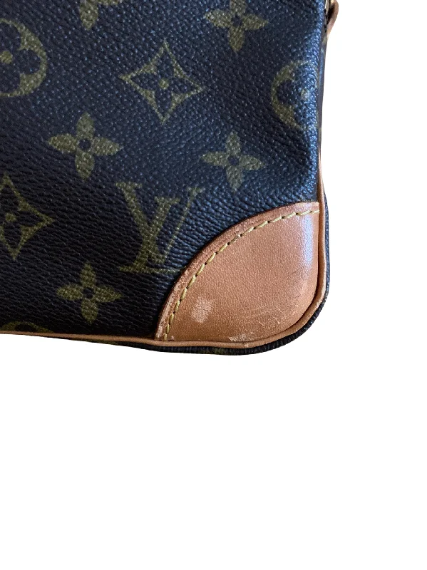 Louis Vuitton Neverfull bags with large capacity for everyday essentialsLouis Vuitton Nil GM Monogram