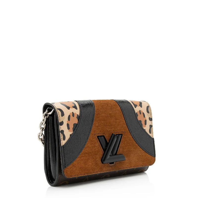 Ladies Louis Vuitton shoulder bags with a wide - width strap for comfortLouis Vuitton Suede Calfskin Wild Leopard Print Twist Chain Wallet (640zA2)