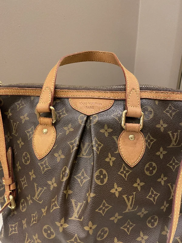 Ladies Louis Vuitton Petite Malle bags with a star - shaped charm for cutenessLouis Vuitton Palermo Monogram