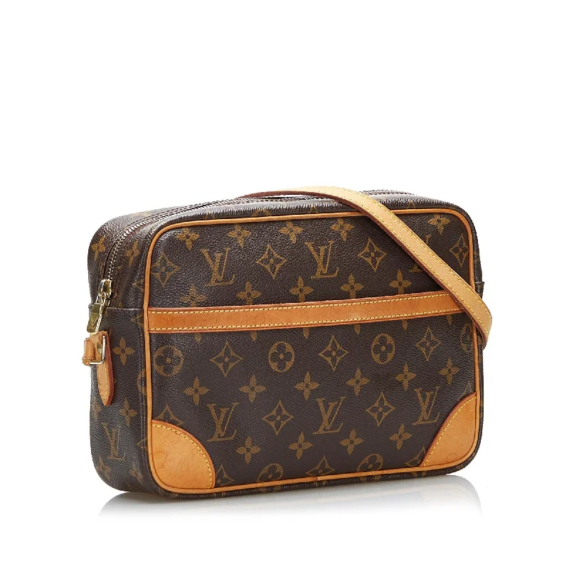 Louis Vuitton Petite Malle bags with a hard - shell structure for uniquenessLouis Vuitton Monogram Trocadero 27 (37951)