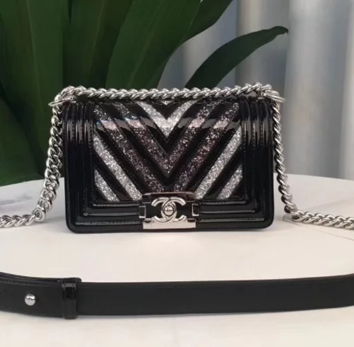 Chanel bags in luxury boutiques worldwideBC - CHANEL Bags - 656