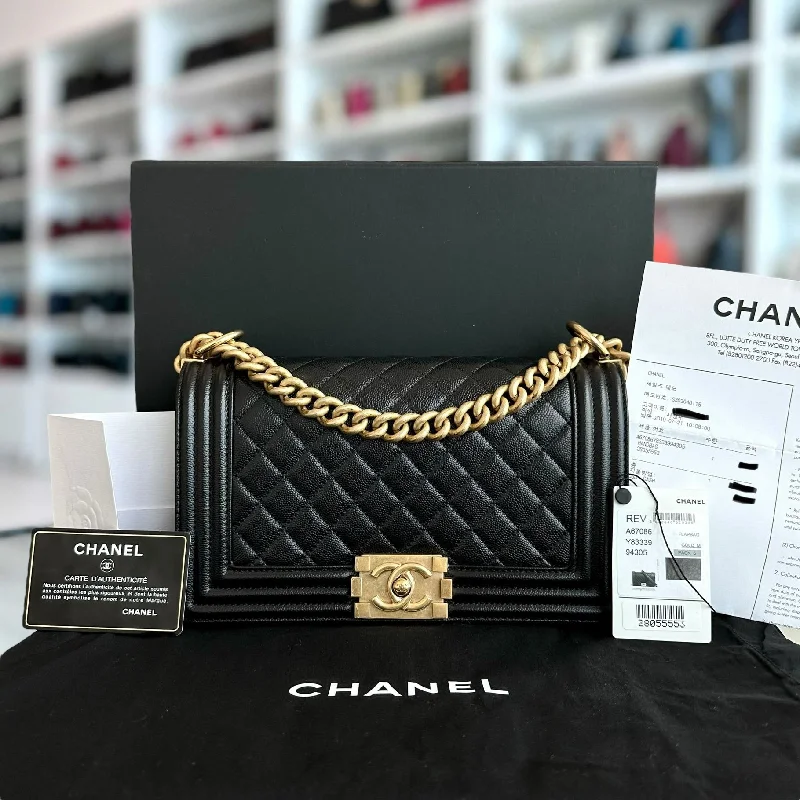 Chanel bags for those who value investment pieces*Brand New, Full Set, Receipt* Caviar Old Medium 25CM Quilted Calfskin Leboy Black GHW No 28