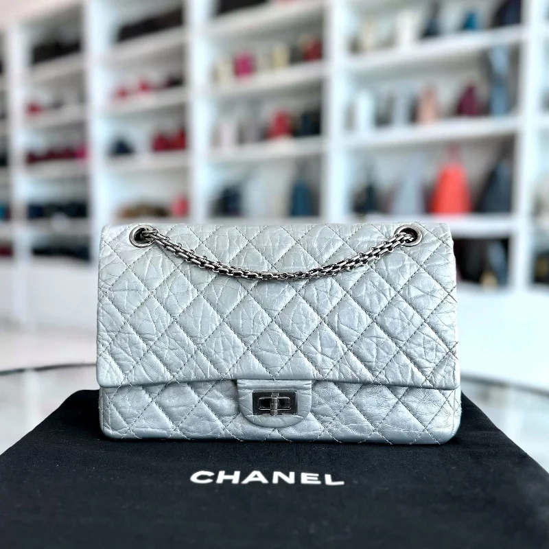 Chanel bags with exclusive seasonal designs and materials2.55 266 Medium 28CM Reissue Double Flap Quilted Aged Calfskin Silver RSHW No 15