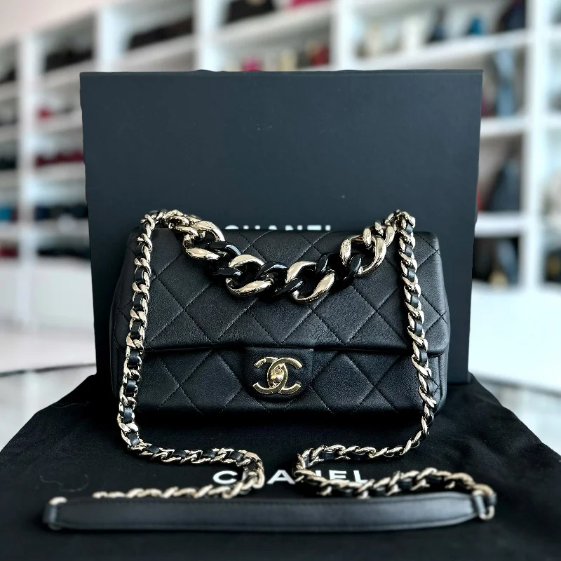 Chanel Medium Tote Bag for Office Ladies2020 Elegant Resin Chain Classic Flap Quilted Lambskin Black GHW No 29