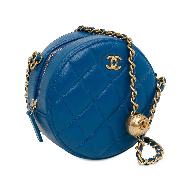 Chanel bags for a polished and professional appearanceChanel CC Quilted Lambskin Pearl Crush Round Clutch with Chain (Yjxo07)