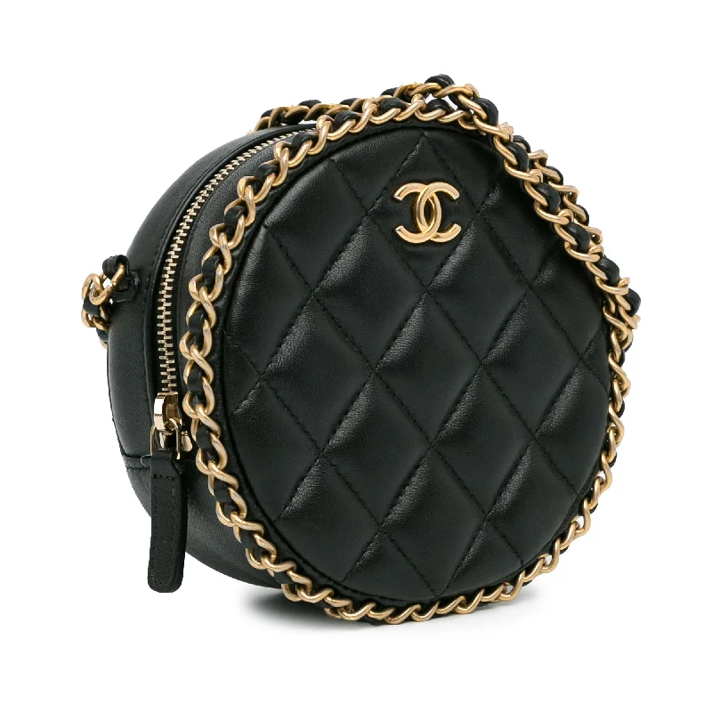 Chanel bags for women who appreciate fine craftsmanshipChanel CC Quilted Lambskin Round Chain Around Clutch With Chain (BsgawS)