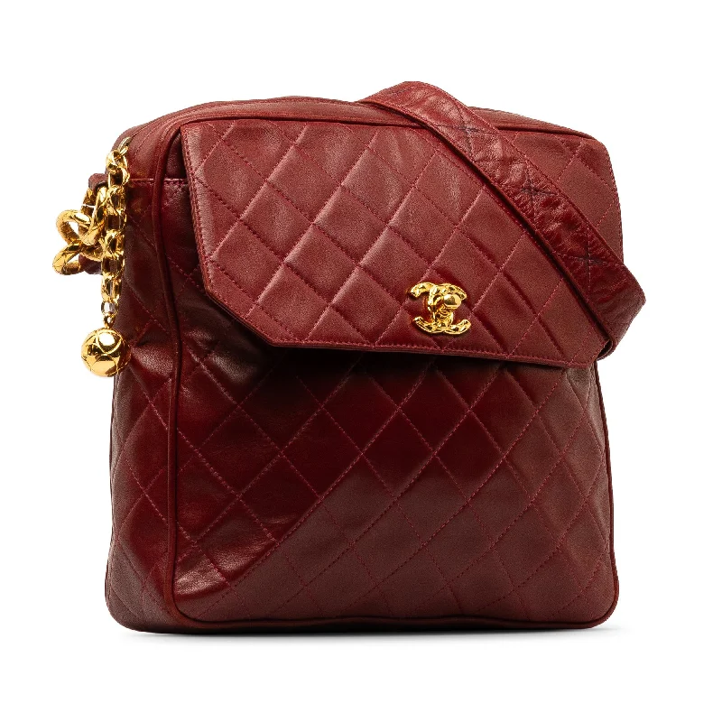 Chanel bags as wedding day accessoriesChanel CC Quilted Lambskin Shoulder Bag (Q3k70Q)